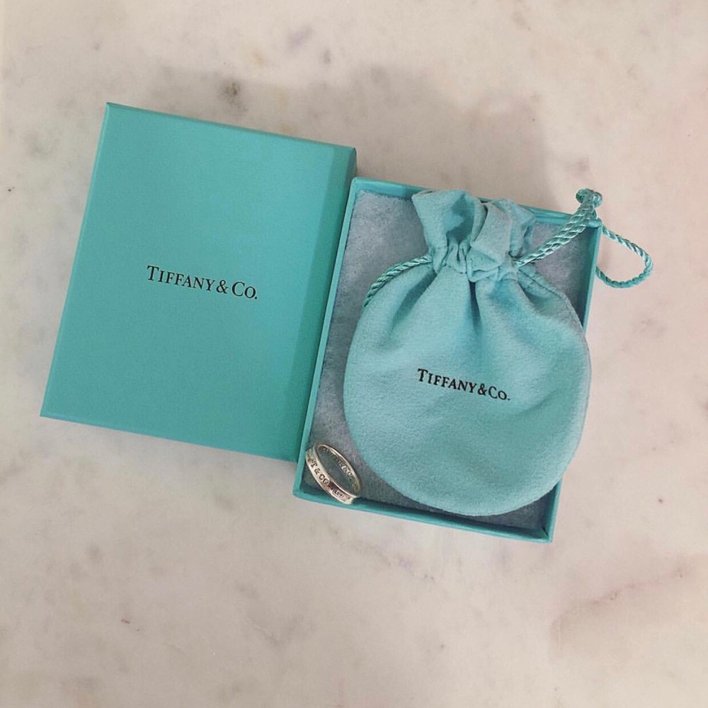 Tiffany and co. Sterling silver 1837 ring - Picture 1 of 1